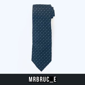 Barneys New York 3.75” Navy dot pattern Tie